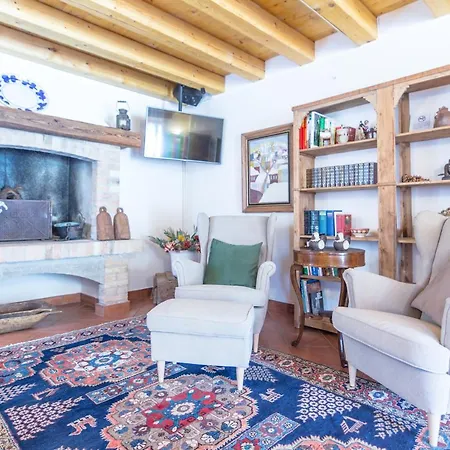 Alloggio per agriturismo Casolare La Quercia *